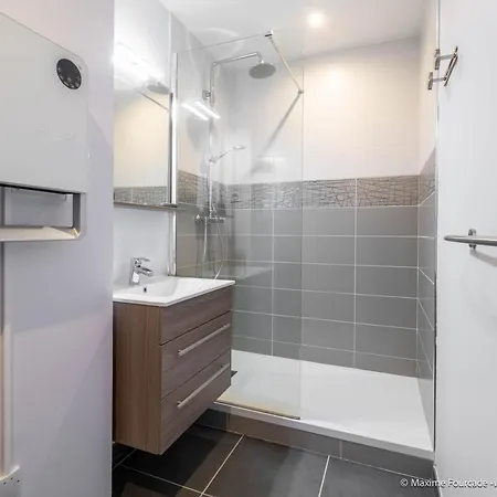 Apartment Le Blue Bay--t2--tout Confort--hyper Centre--wifi Tarbes
